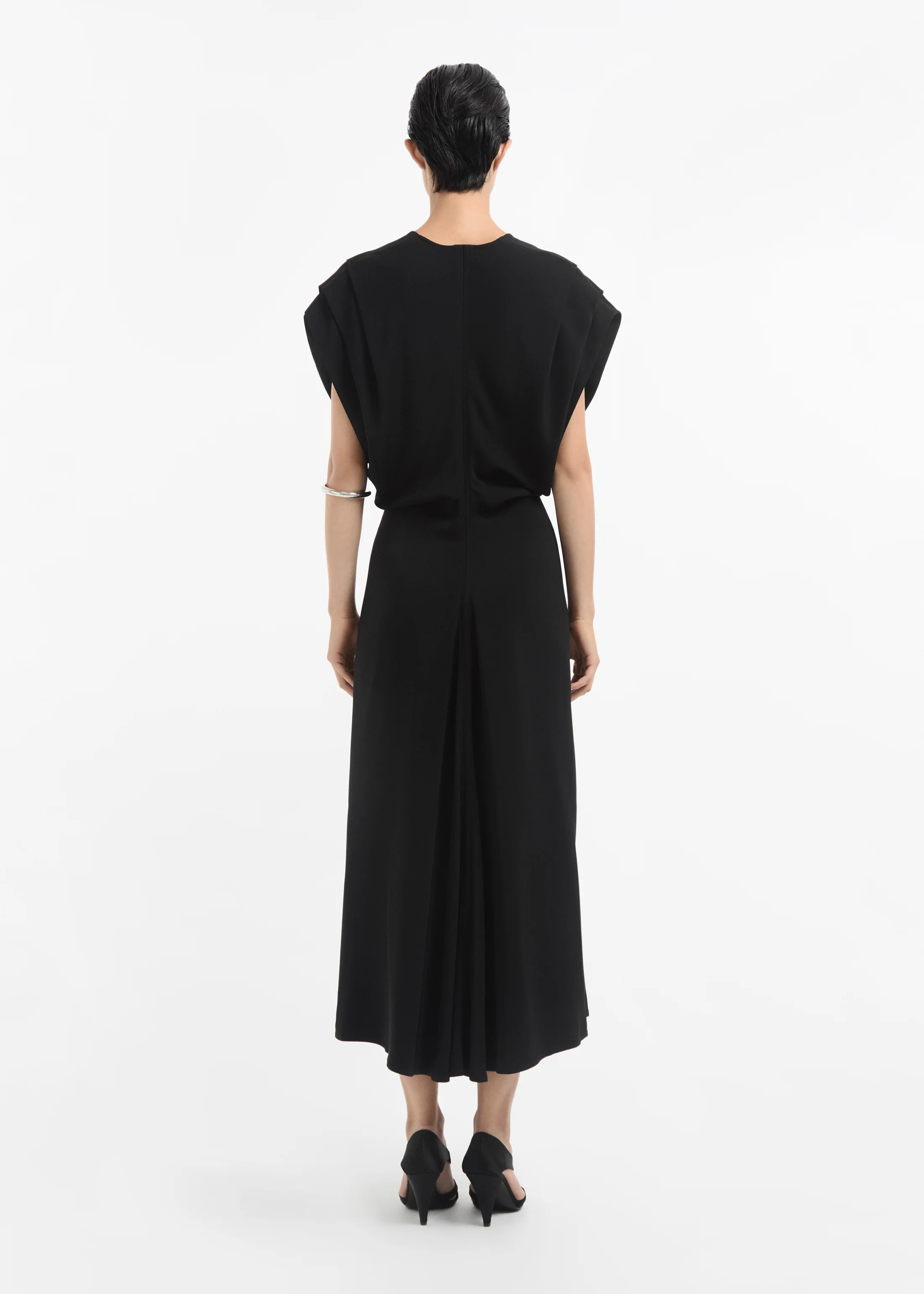 Banana Cut Shift Dress in Viscose - Black - Image 4