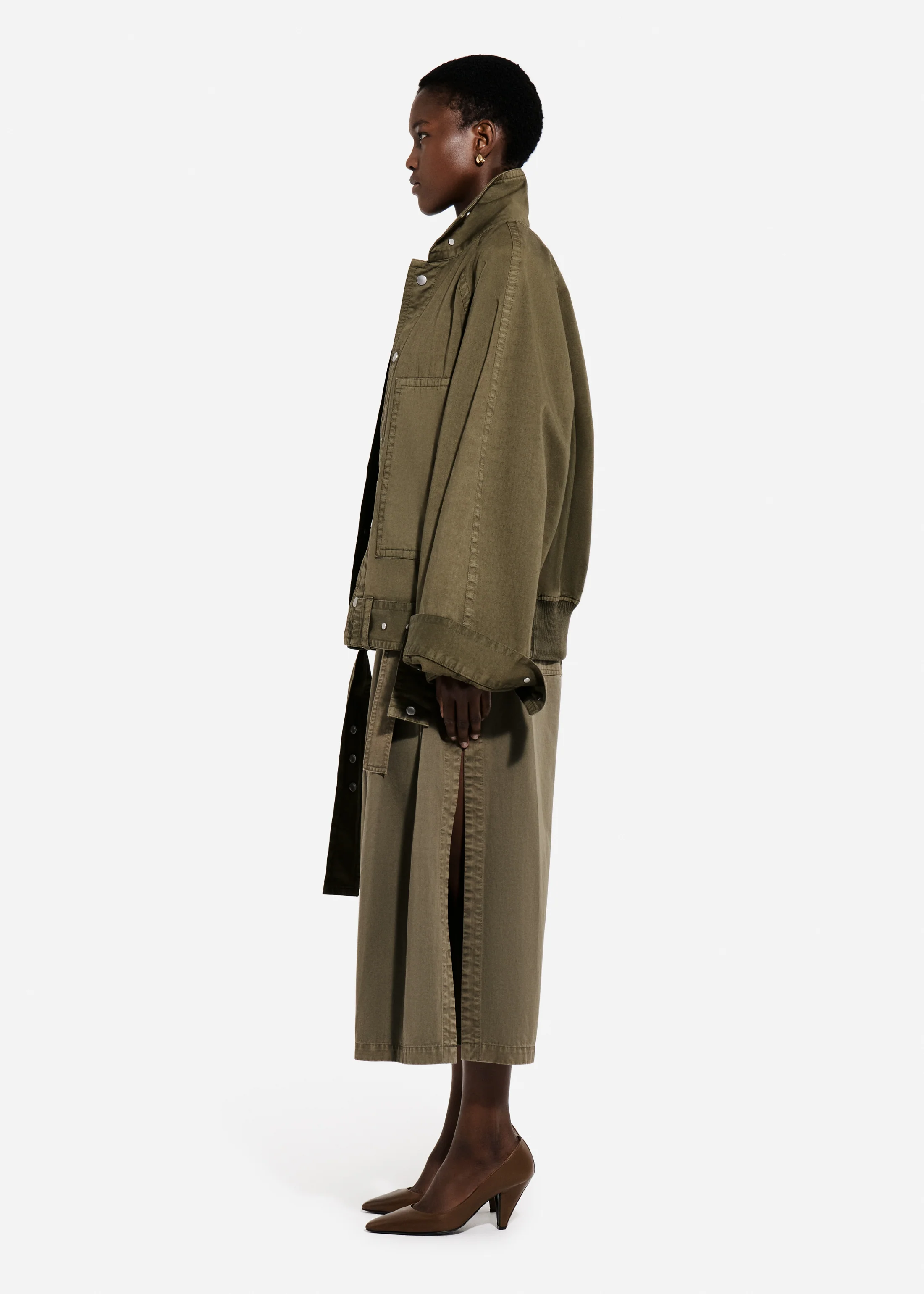 Pleated Culotte in Garment-Dyed Cotton - Avocado - Image 3